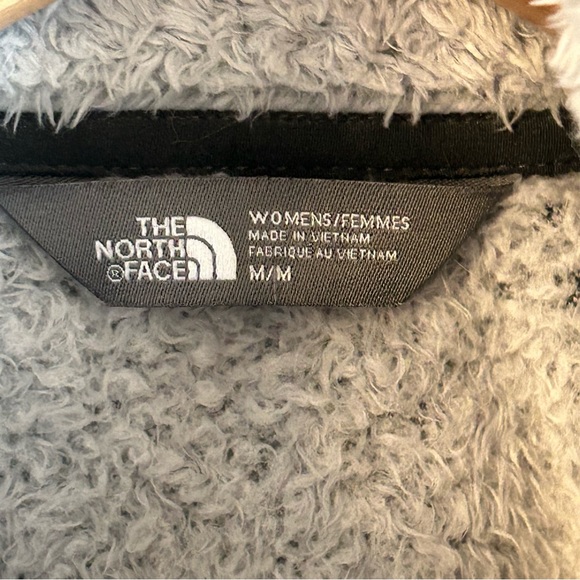 THE NORTH FACE | FUZZY TEDDY BEAR JACKET MEDIUM - Picture 3 of 6